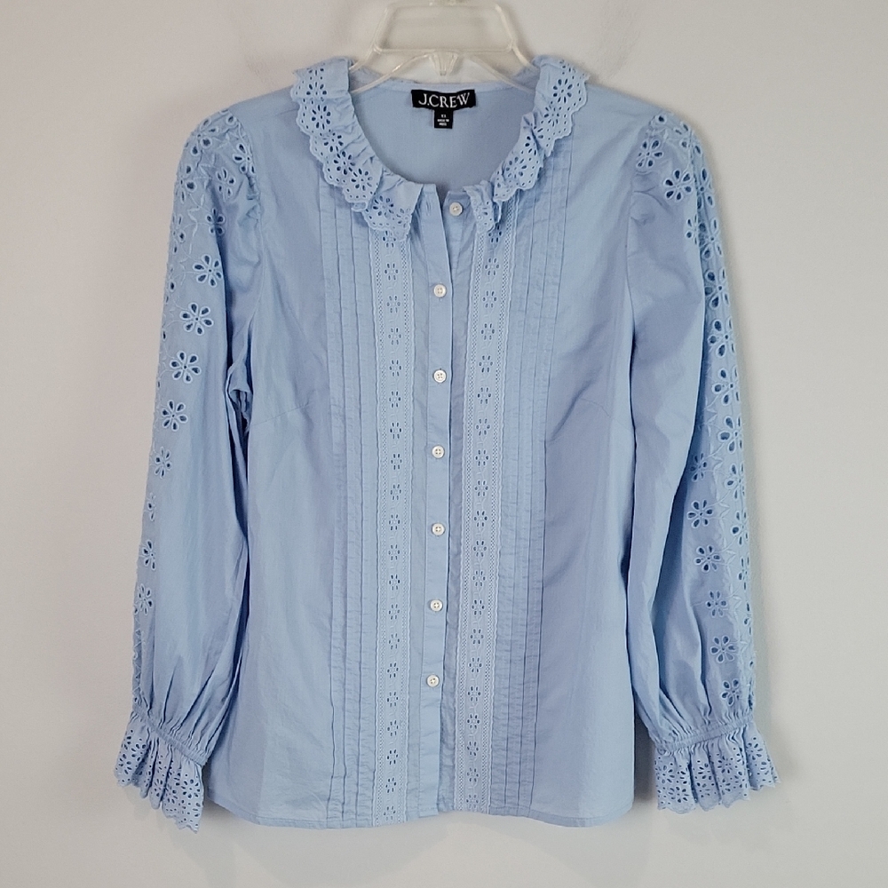 J. Crew BQ182 Blue eyelet lace button up shirt XS